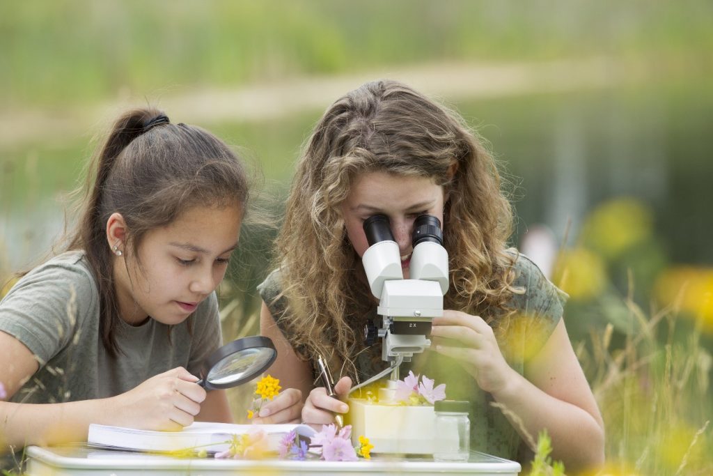 Million-Girls-Moonshot-STEM-1024x683